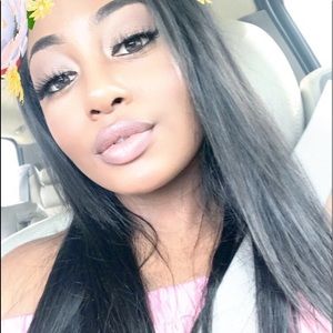 Meet your Posher, Erica